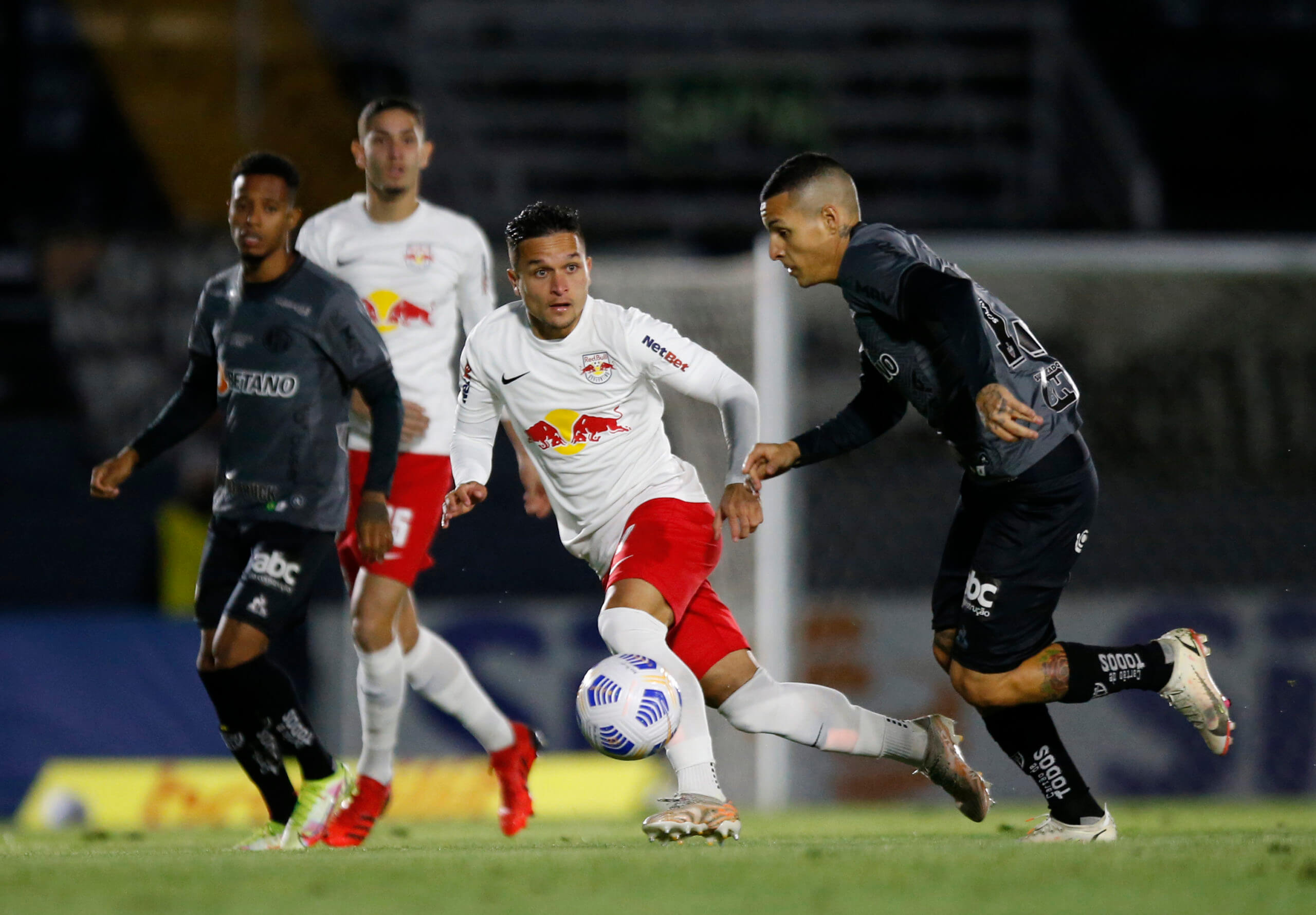 RB Bragantino x Atlético-GO – Massa Bruta joga podendo entrar no G4 do Brasileirão