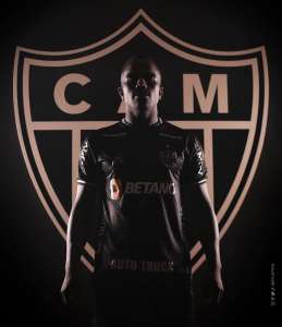 Toda preta, Atlético-MG apresenta sua nova camisa 3: 