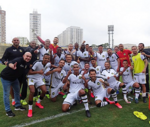 EC São Bernardo 0 x 3 São Bernardo FC - Em jogo de um time só, Bernô atropela e se classifica