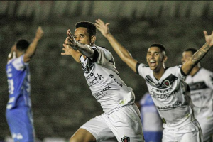 Série C: Com desfalques e retorno na zaga, Botafogo-PB recebe o Paysandu em duelo crucial pelo acesso