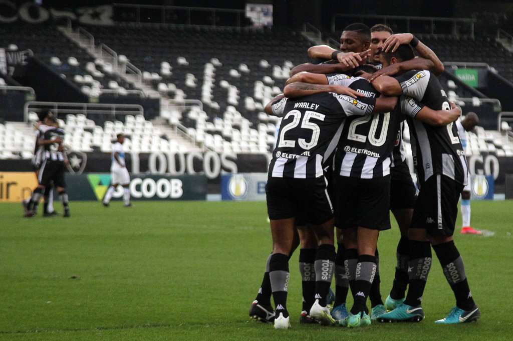 Botafogo x Brusque – Melhor ataque pega a 2ª pior defesa para seguir firme no G4!
