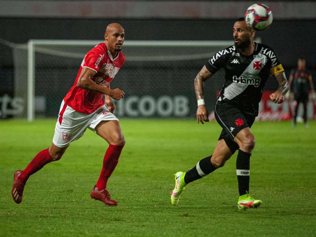 SÉRIE B: Bota terá duelo de G4; CRB busca a vice-liderança e Goiás quer voltar à zona de acesso