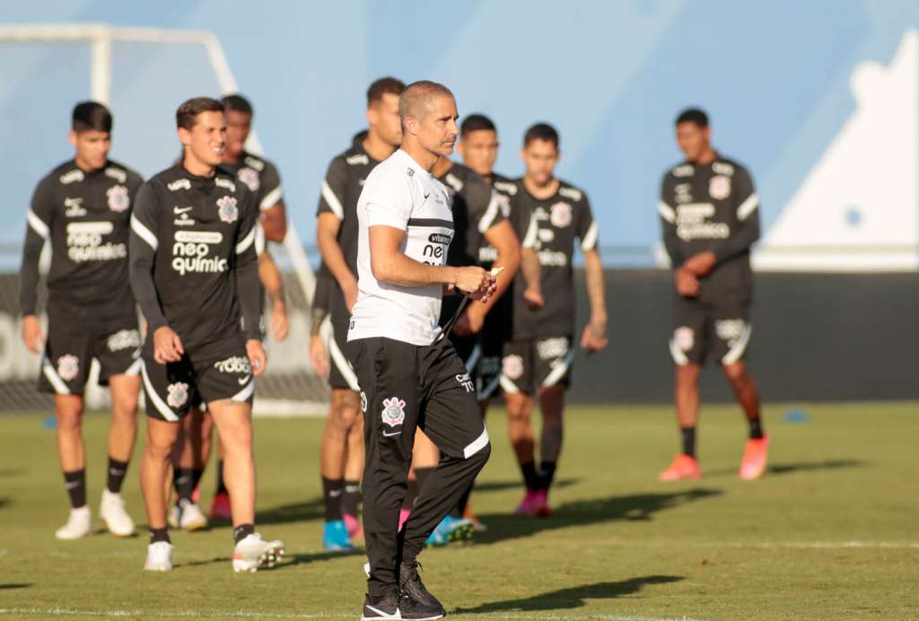 Embalado, Corinthians visita Red Bull Bragantino na luta por vaga na Libertadores