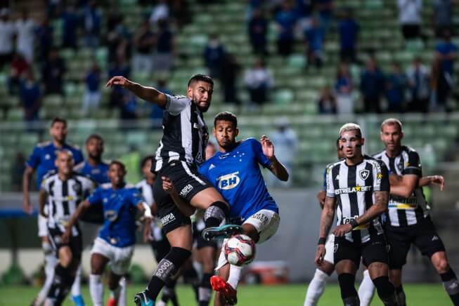 SÉRIE B: Botafogo empata duelo de campeões brasileiros e perde a chance de liderar; Vitória volta a respirar