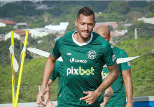 Série B: Vindo de três derrotas seguidas, mas na boca do G4, Goiás encara o Vitória