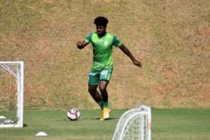 Pedido de Carille? Santos fica próximo de fechar com zagueiro de rival do Brasileirão