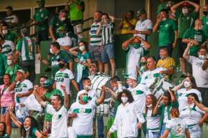 Série B: Focado no G4, elenco do Guarani comemora vitória no retorno da torcida: 'É diferente'; Zagueiro passará por cirurgia