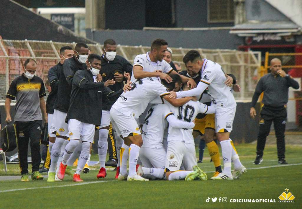 Série C: Autores dos gols que deixaram o Criciúma na liderança focam no acesso: ‘Fechados nesse objetivo’
