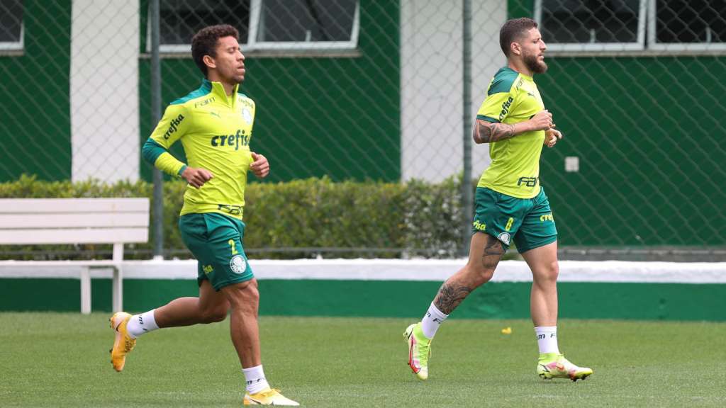 Com novos lesionados, Palmeiras fica sem lateral-direito no elenco
