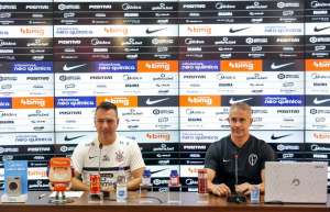 Em boa fase no Corinthians, Sylvinho diz não ter tempo para as redes sociais