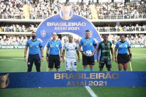 Presidente do Santos se reúne com líderes do elenco para tentar controlar a crise