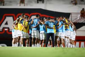 Próximo do rebaixamento, Grêmio adota 'lei do silêncio' após nova derrota no Brasileirão