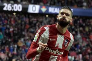 ESPANHOL: Com golaço de Carrasco, Atlético de Madrid vence Betis e encosta nos líderes