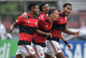 BRASILEIRÃO SUB-20: Flamengo vence o Vasco e avança para a semifinal