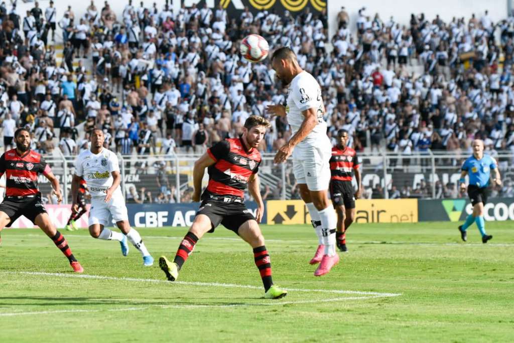 Ponte Preta 0 x 0 Vitória – Sem gols, mas com chuva de cartões e presença do fantasma do rebaixamento!