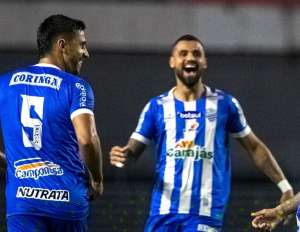 CSA 4 x 1 Brusque – CSA não toma conhecimento, atropela Brusque e mantém sonho do acesso vivo