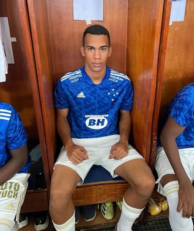 Após se destacar no Paulista sub-17, jovem atacante estreia no Cruzeiro