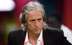Emocionado com torcida do Flamengo, Jorge Jesus admite que voltaria ao clube