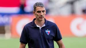 Na briga pelo título, time do Brasileirão começa planejamento para renovar com técnico argentino