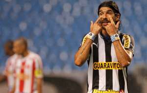 Série B: Botafogo reverte litigância de má-fé em processo movido por Loco Abreu