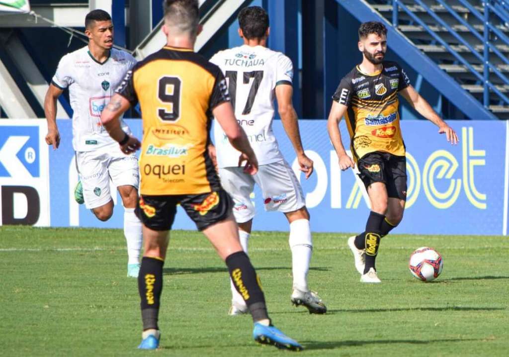 Manaus-AM 5 x 0 Novorizontino-SP – Tigre em tarde atípica tropeça na estreia da fase final da Série C