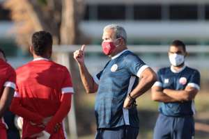 Série B: Atrás da 3ª vitória seguida, técnico rival elogia torcida da Ponte: 