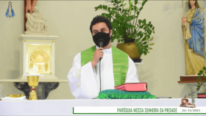 Padre 'veste a camisa' e pede títulos da Libertadores e do Mundial para o Palmeiras: 