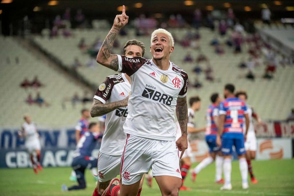 BRASILEIRÃO: Galo, Flamengo e Red Bull atropelam e Bahia e Sport respiram