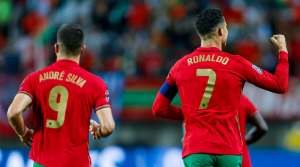'Está no meu DNA', diz Cristiano Ronaldo após 10º 'hat-trick' pela seleção