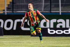 Série B: Sampaio rescinde contrato de dupla, ex-Inter e Portuguesa-RJ
