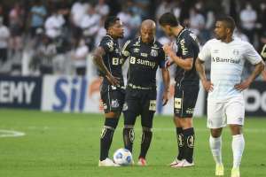 Santos 1 x 0 Grêmio - Em jogo sem Bolsonaro - vetado -, Peixe vence com gol no fim e deixa zona de rebaixamento
