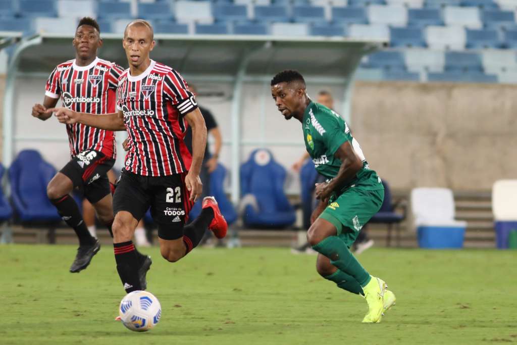 Cuiabá 0 x 0 São Paulo – Tricolor empata o quinto jogo seguido e segue próximo da degola do Brasileirão