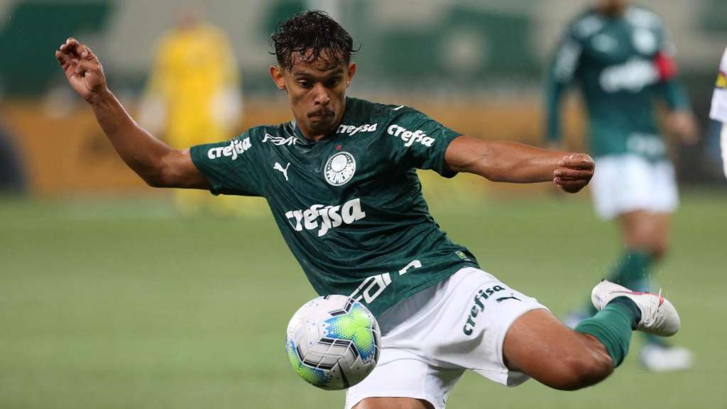 Resgatar alegria de Gustavo Scarpa, líder de assistências, é missão do Palmeiras