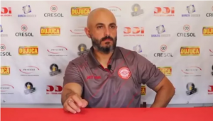 Série C: Após cumprir suspensão, Tombense conta com retorno de técnico ao banco de reservas