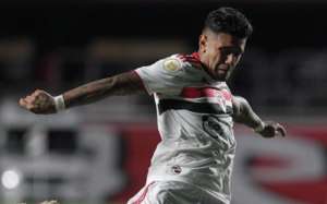 Galeano passa por cirurgia no São Paulo e Calleri e Rigoni fazem trabalho à parte