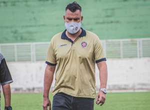 Após participação na Série D, Boa Esporte-MG renova com técnico para 2022