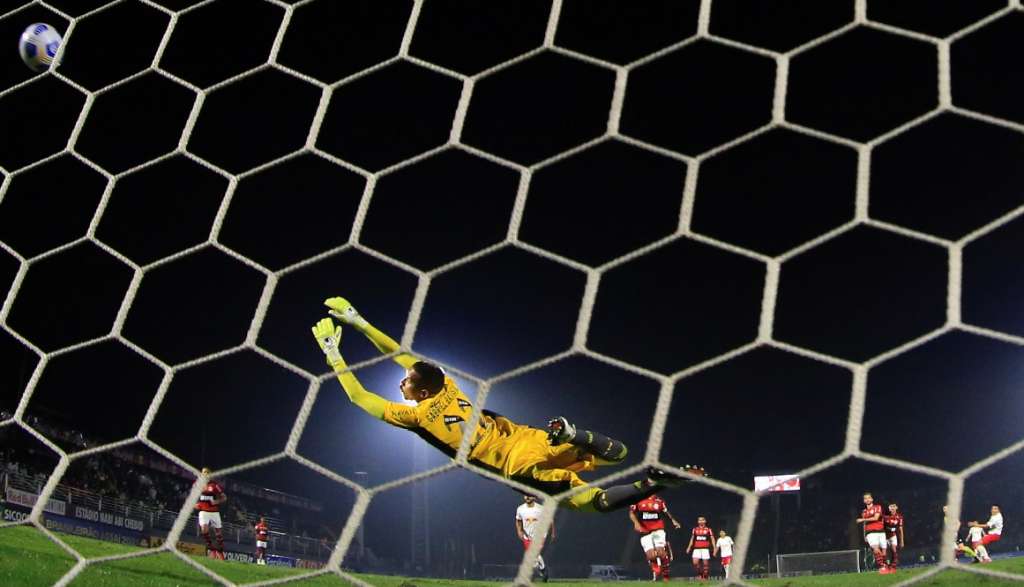 Seleção FI da 24ª rodada do Brasileirão com destaques nordestinos e técnico que recuperou brio da Chape