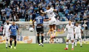 Grêmio 1 x 2 Sport - Imortal vai mal, perde confronto direto e permanece no Z4