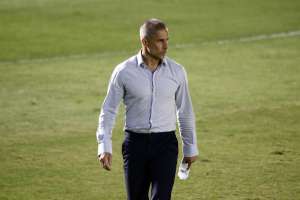 Sylvinho elogia Corinthians após empate em Bragança: 'Não merecíamos a derrota'