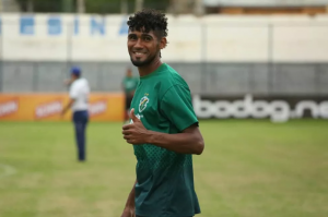 Série C: Altos encaminha acerto de três atletas para o Fluminense-PI