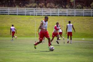 Série C: Após empate contra o Manaus, meia-atacante da Tombense avisa: 'O importante é pontuar'