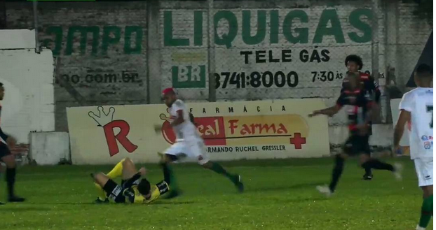 Conheça Willian Ribeiro, o “jogador” que covardemente agrediu o árbitro no Campeonato Gaúcho