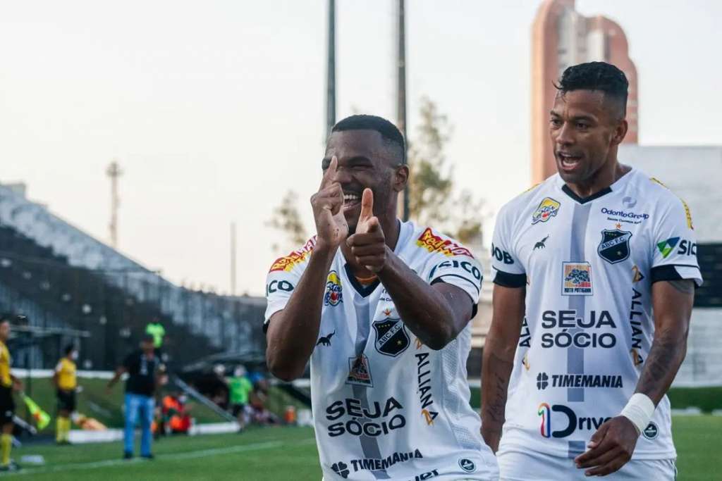 ABC-RN 2 x 0 4 de Julho-PI - Tranquilo, Elefante vence e buscará o acesso 2 abc