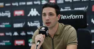 Dirigente do Vasco faz as contas para deixar a Série B: 