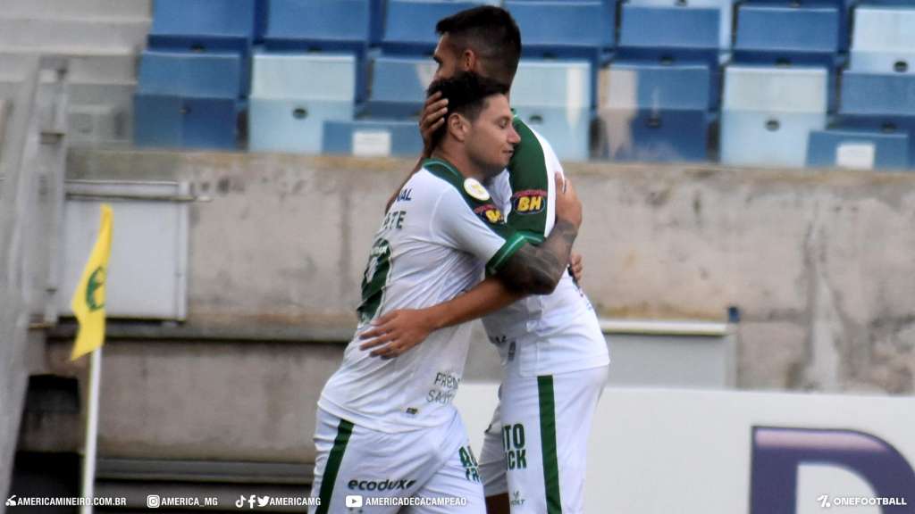 BRASILEIRÃO: Galo na boa, Corinthians busca empate no final e dupla visitante faz a festa 4 america mineiro 1