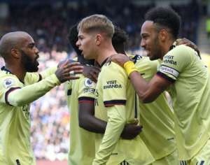 INGLÊS: Arsenal surpreende o Leicester e soma sétimo jogo seguido sem derrota