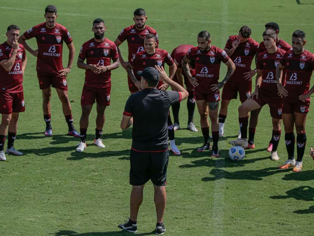 Atlético-GO x Atlético-MG – Quem vai parar? Rolo compressor mineiro encara a turbulência do xará goiano 2 atletico goianiense 1