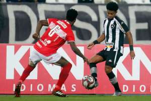 SÉRIE B: Coritiba perde para Cruzeiro e Botafogo confirma a vice-liderança