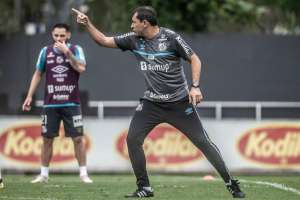 Santos x Grêmio – Dois grandes à beira do abismo na Vila Belmiro