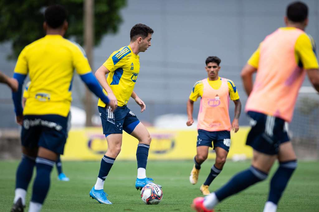 Cruzeiro planeja pagar pelo menos parte de salários atrasados